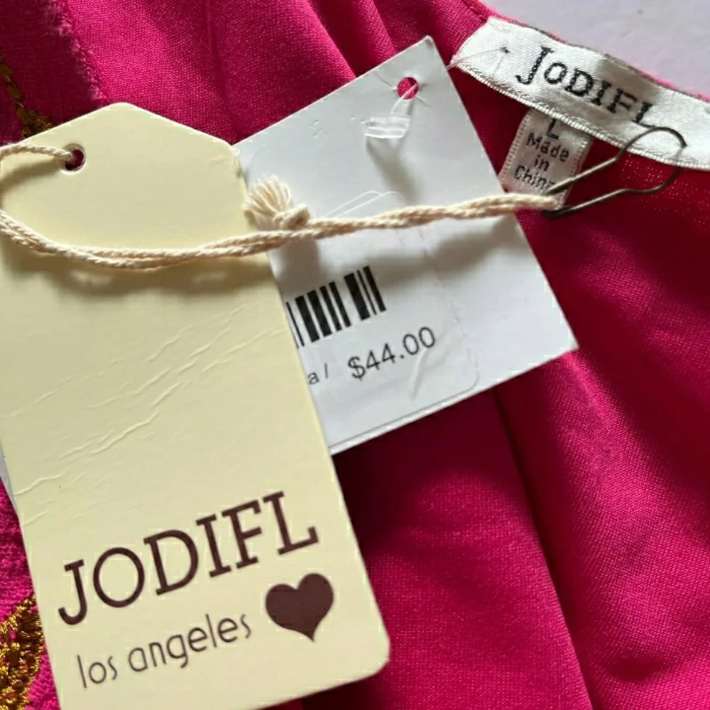 Embroidered Pink Sleeveless Dress - Picture 2 of 8
